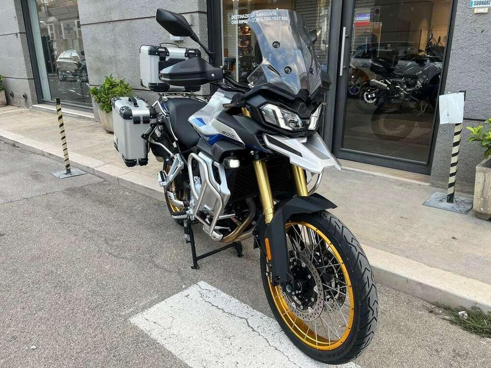 Voge Valico 650DSX (2021 - 24) (2)