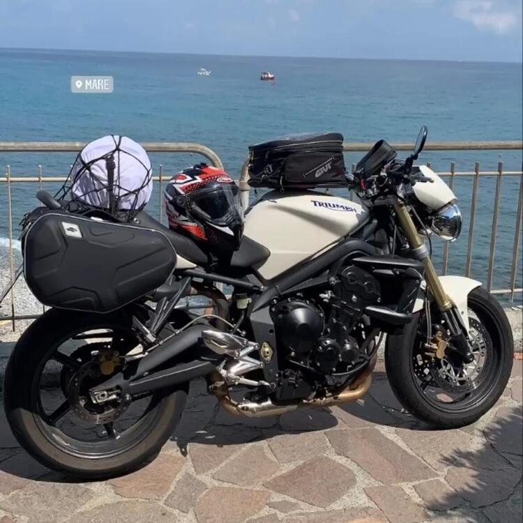 Triumph Street Triple (2007 - 12) (5)