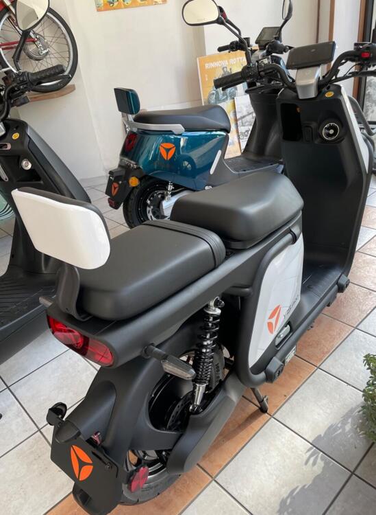 Yadea Y1S Pro (2023 - 25) (2)