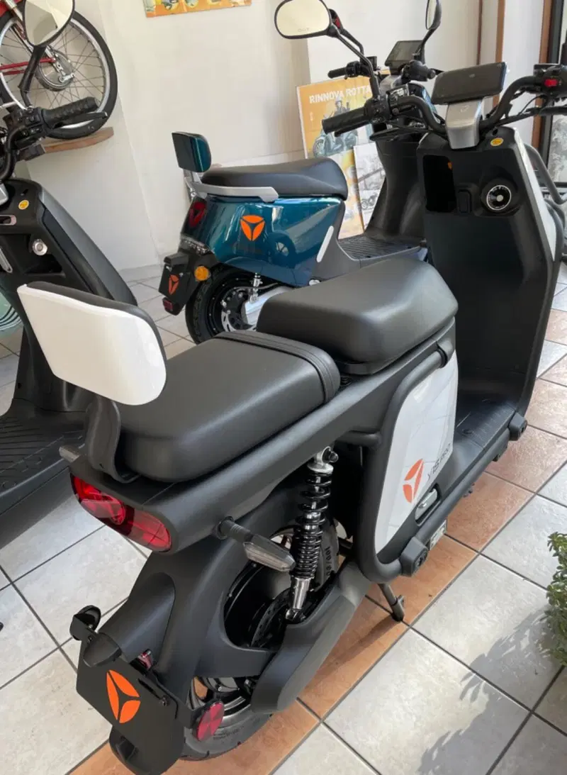 Yadea Y1S Pro (2023 - 26) (2)