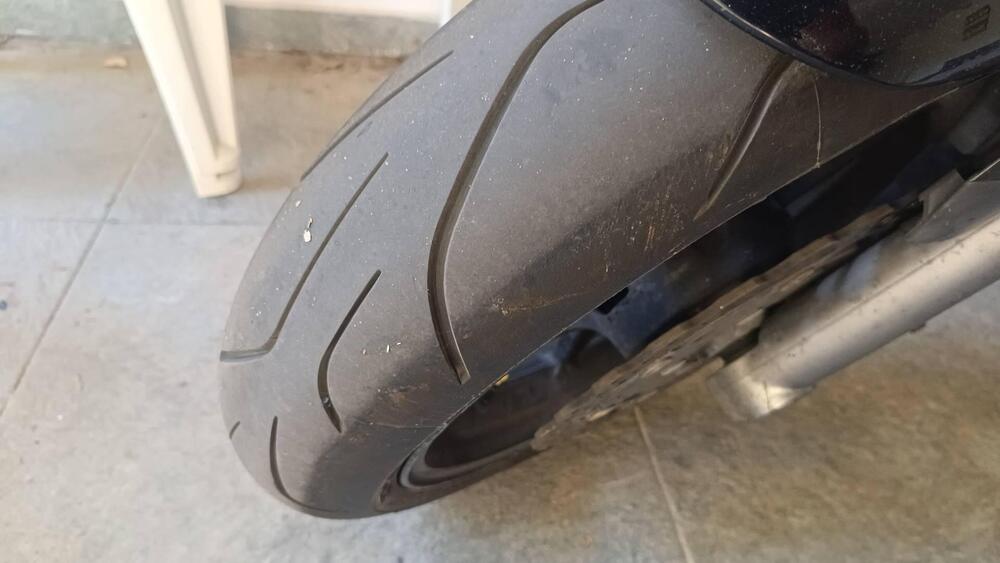 Kawasaki ER-6N (2009 - 11) (4)