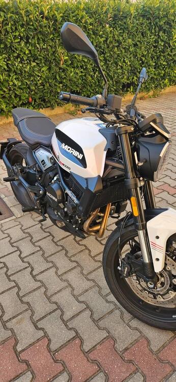 Moto Morini SEIEMMEZZO STR (2022 - 25)