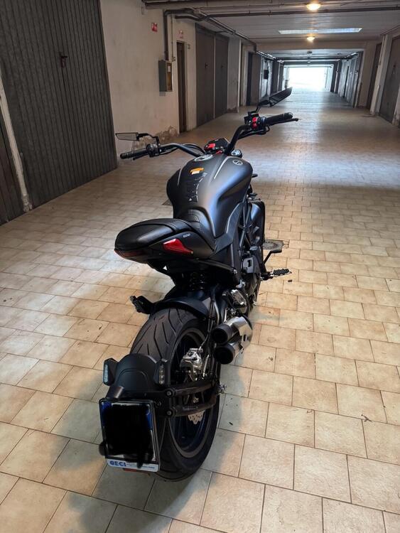 Benelli 502 C (2021 - 25) (2)