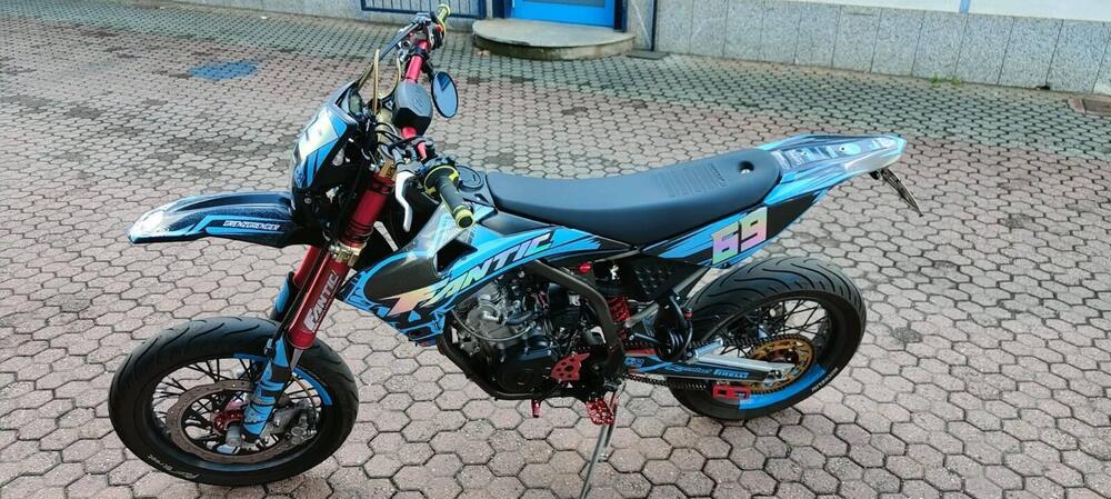 Fantic Motor XMF 125 Motard Competition 4T (2023 - 24) (4)