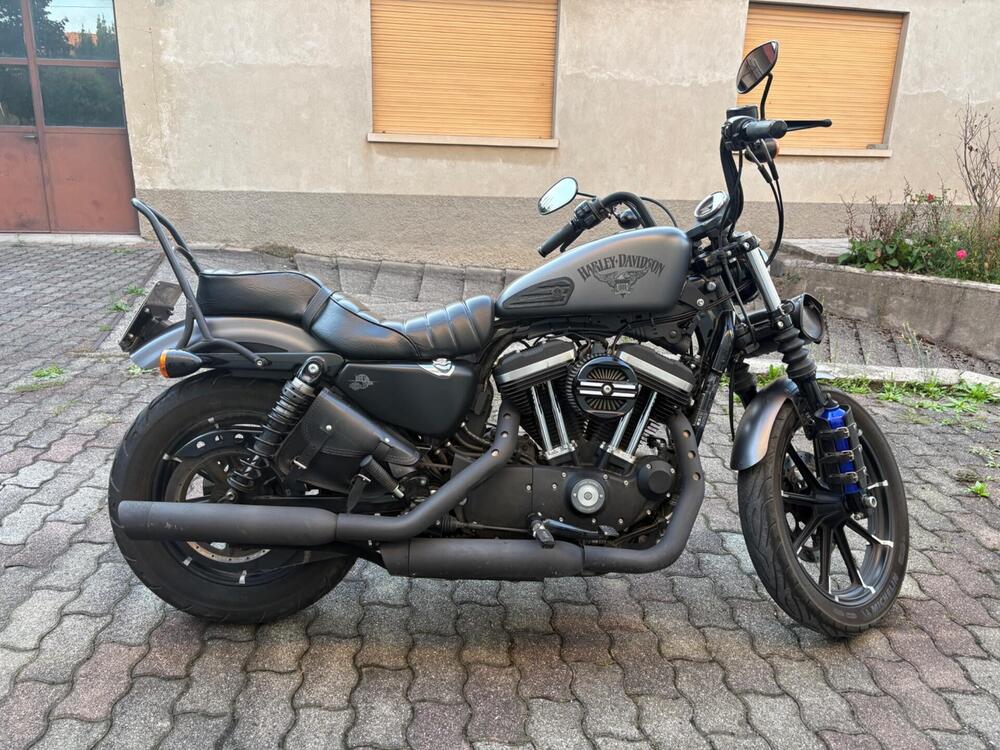 Harley-Davidson 883 Iron (2017 - 20) - XL 883N