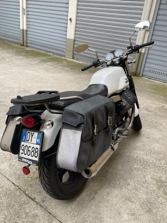 Moto Guzzi V7 Stone (2012 - 15) (2)