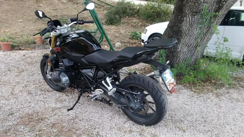 Bmw R 1250 R (2021 - 25)