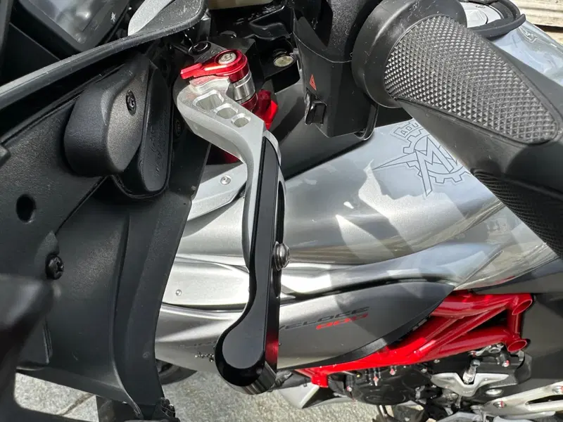 MV Agusta Turismo Veloce 800 (2017 - 2019) (3)