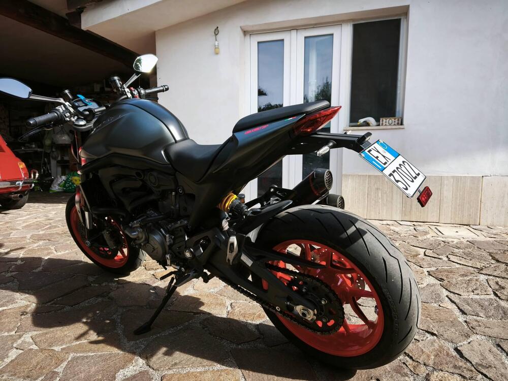 Ducati Monster 937 + (2021 - 25) (4)