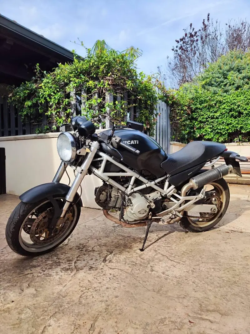 Ducati Monster 620 I.E. Dark (2002)