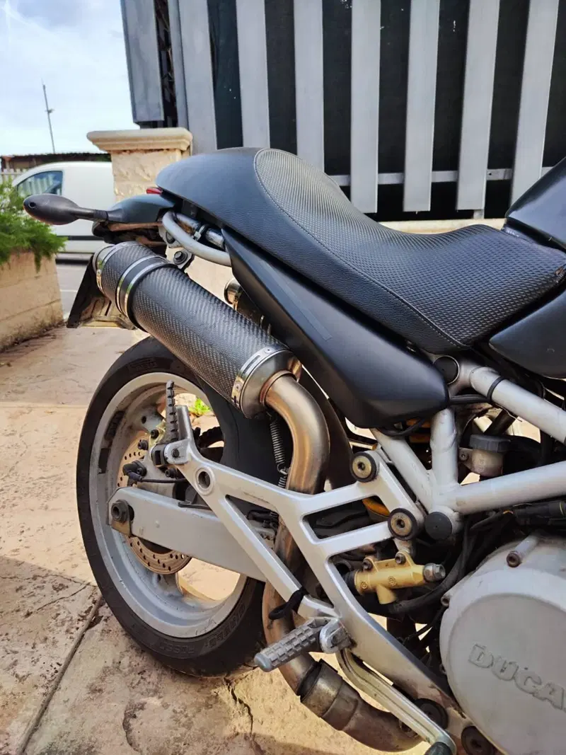 Ducati Monster 620 I.E. Dark (2002) (3)