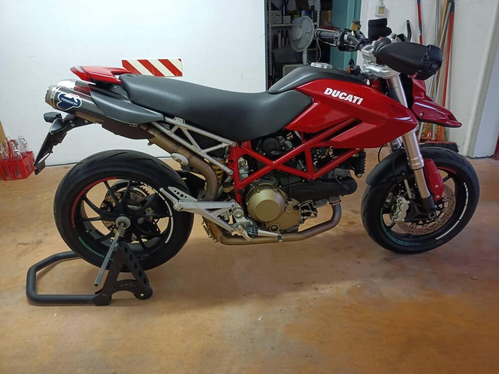 Ducati Hypermotard 1100 (2007 - 09) (4)
