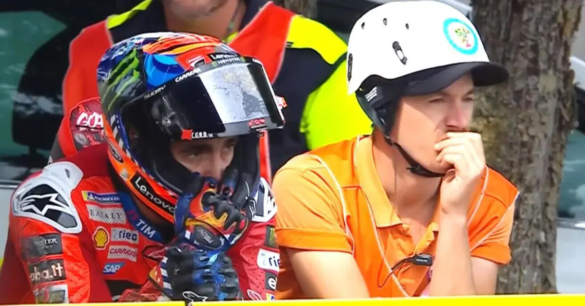 MotoGP 2025. GP di San Marino. Pecco Bagnaia chiuso nel box per ore: "La soluzione mi sembra ancora lontana. Appena ho provato a fare di pi&ugrave; sono caduto" [VIDEO]
