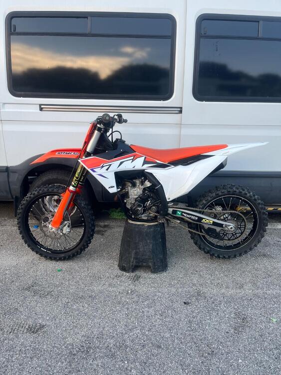 KTM 250 SX-F (2023)