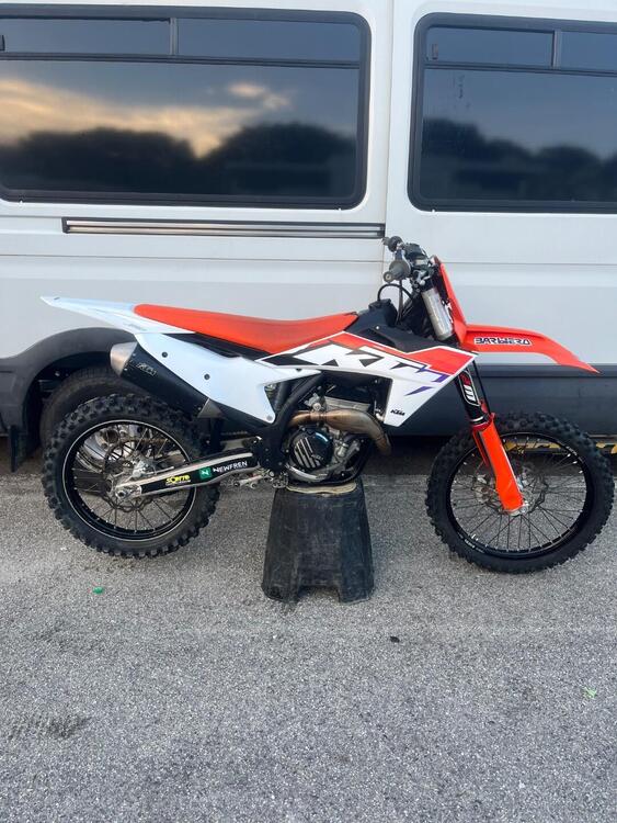 KTM 250 SX-F (2023) (3)