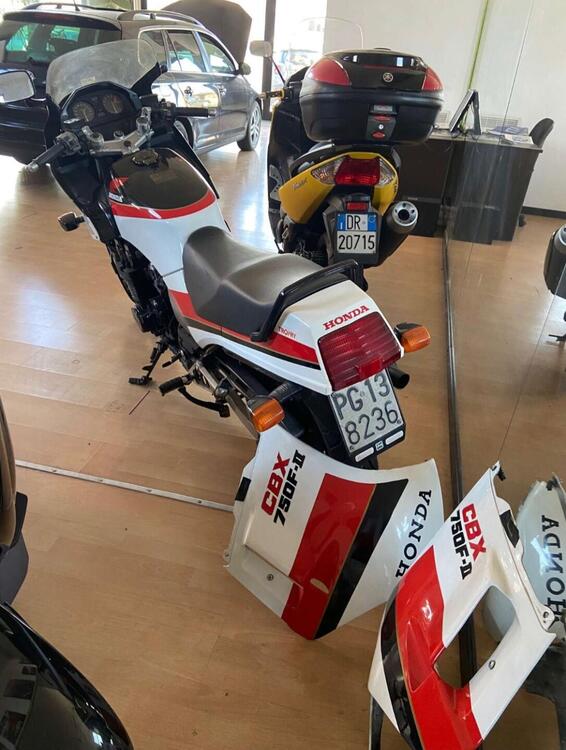 Honda CBX 750 F (1985 - 88) (3)