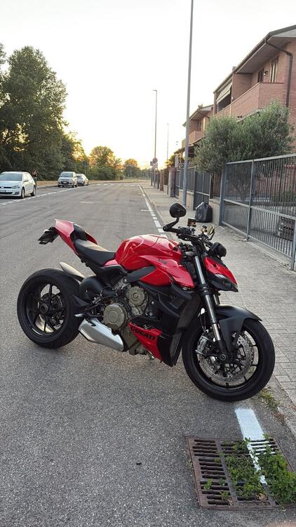 Ducati Streetfighter V4 (2023 - 24)
