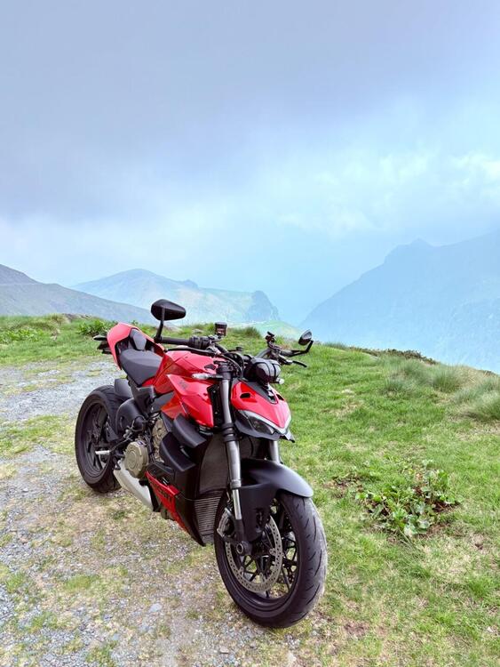 Ducati Streetfighter V4 (2023 - 24) (3)