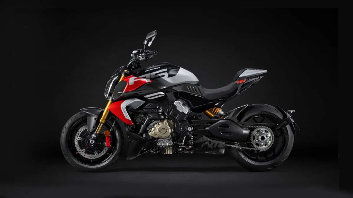 Ducati Diavel V4 Diavel V4 RS (2026) (6)