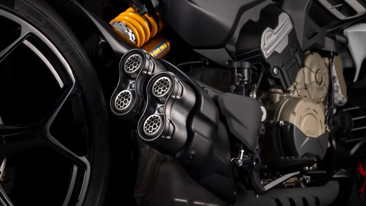 Ducati Diavel V4 Diavel V4 RS (2026) (14)