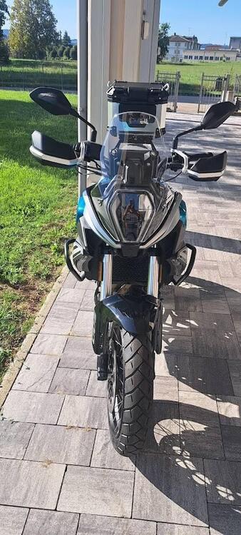 QJ Motor SRT 600 SX (2024 - 25) (3)