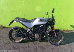 Husqvarna Vitpilen 401 (2021 - 23) usata