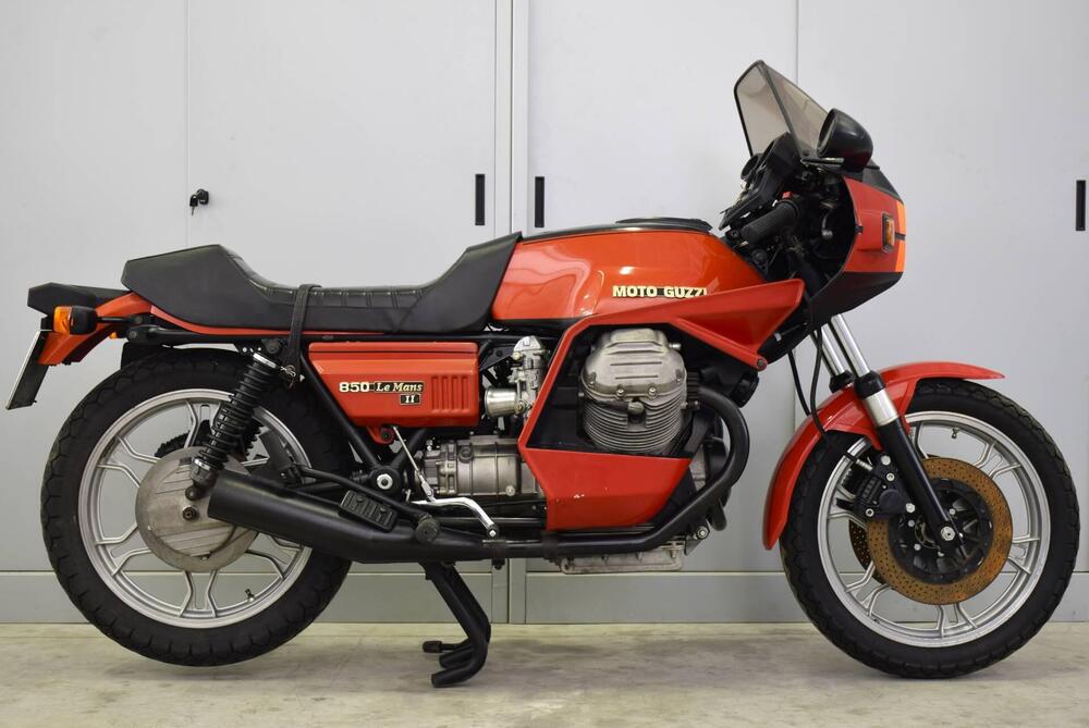 Moto Guzzi 850 Le Mans II