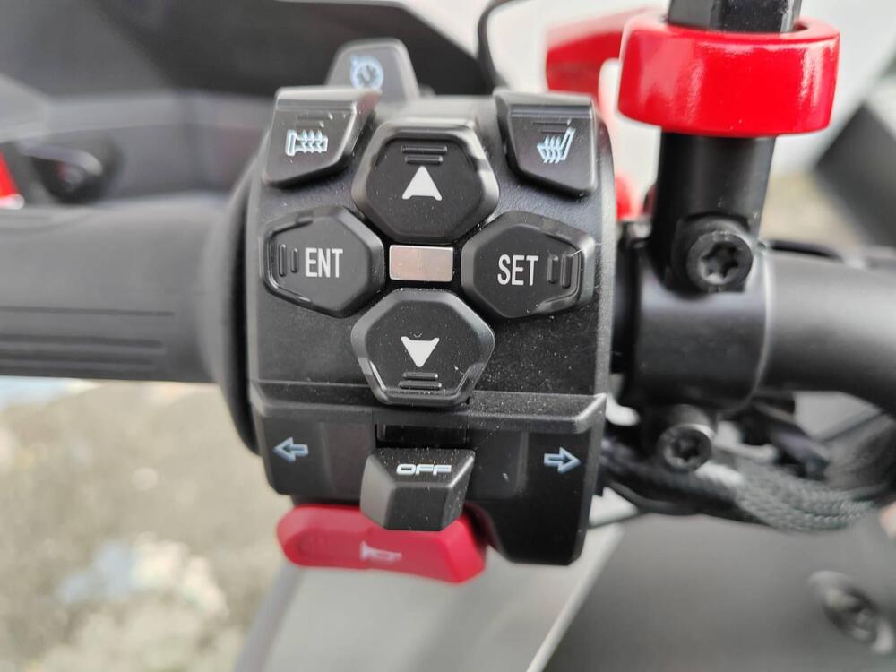 QJ Motor SRT 900 SX (2025) (2)