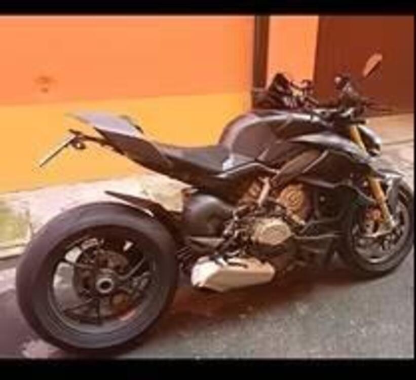 Ducati Streetfighter V4 S (2023 - 24)
