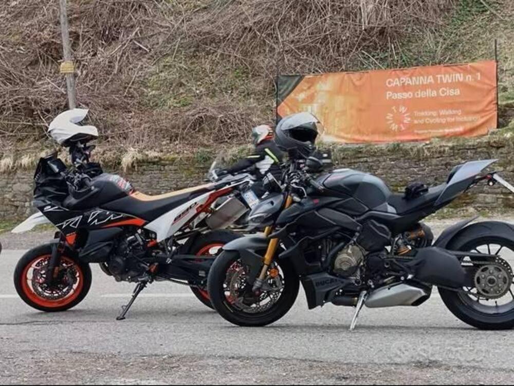 Ducati Streetfighter V4 S (2023 - 24) (2)