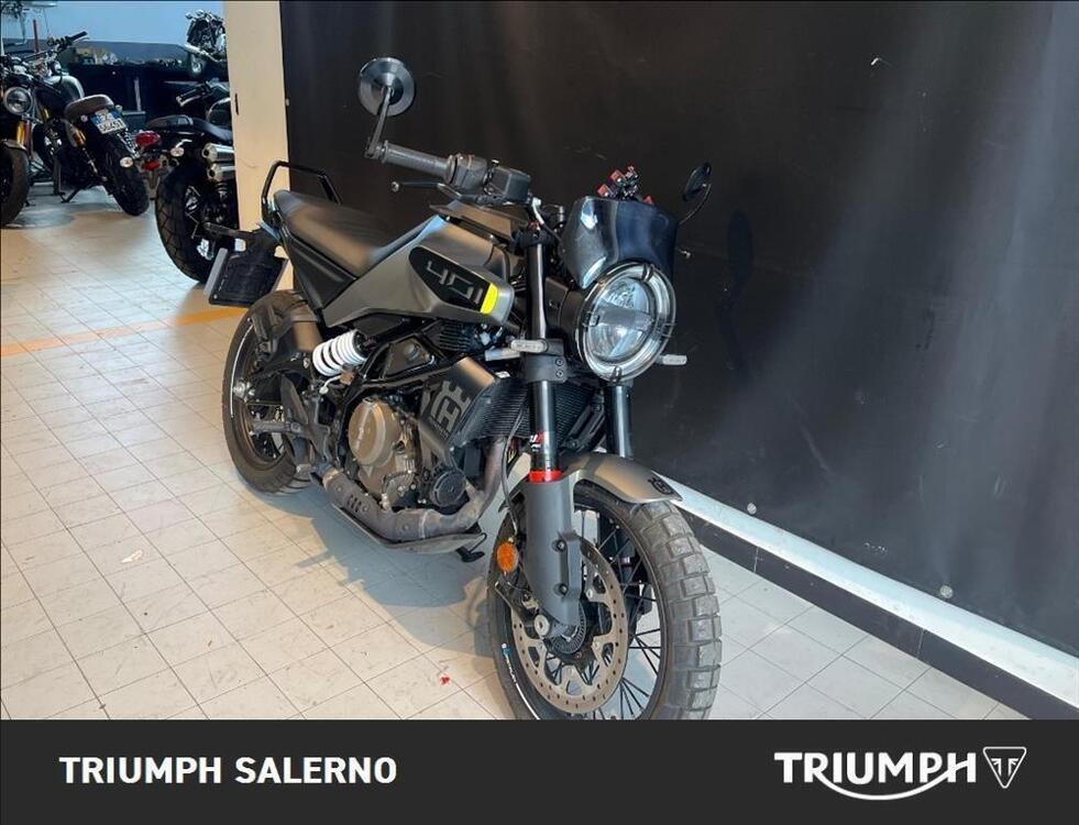 Husqvarna Svartpilen 401 (2024 - 25) (2)