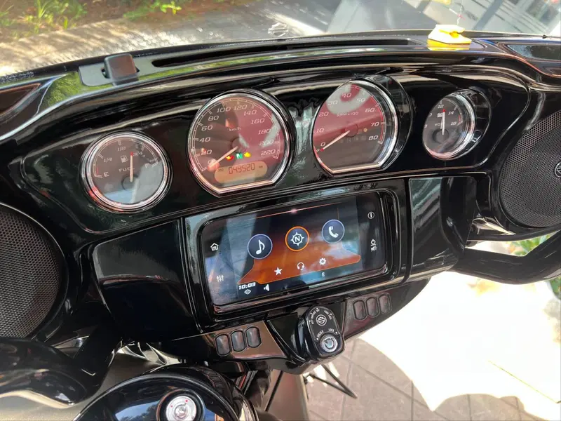Harley-Davidson 114 Street Glide Special (2019 - 20) - FLHXS (7)