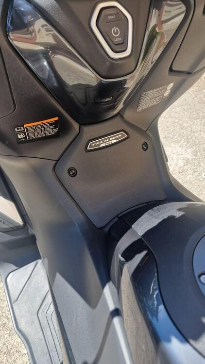 Yamaha T-Max 560 Tech Max (2022 - 24) (4)