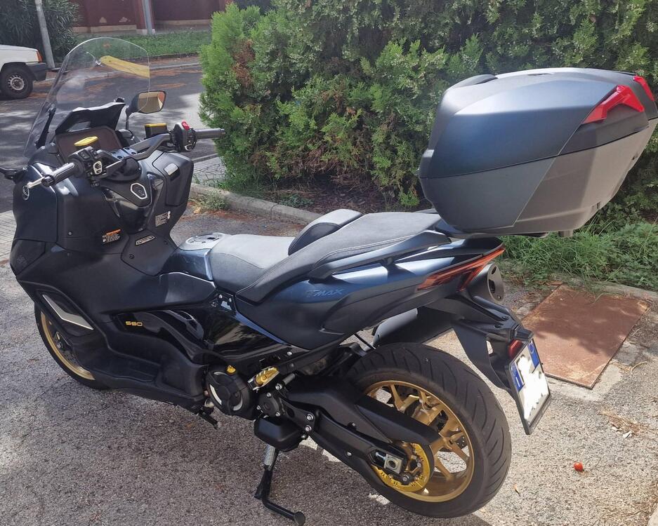 Yamaha T-Max 560 Tech Max (2022 - 24) (5)