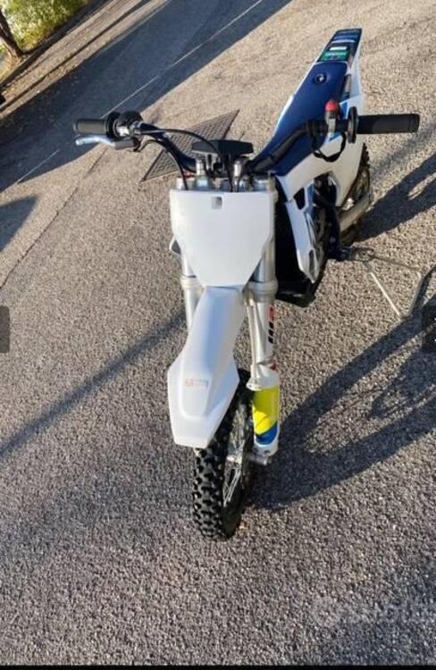 Husqvarna EE 5 (2021 - 22) (2)