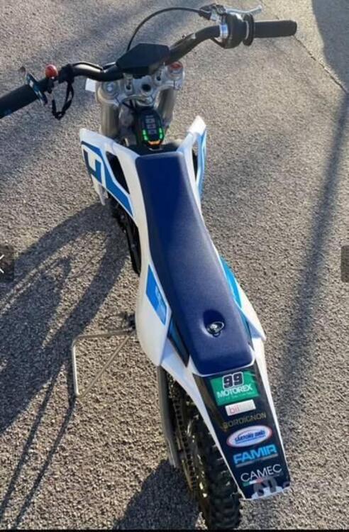 Husqvarna EE 5 (2021 - 22) (3)