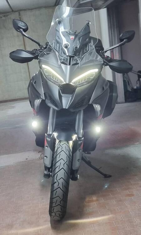 Ducati Multistrada V4 S Grand Tour (2024) (2)