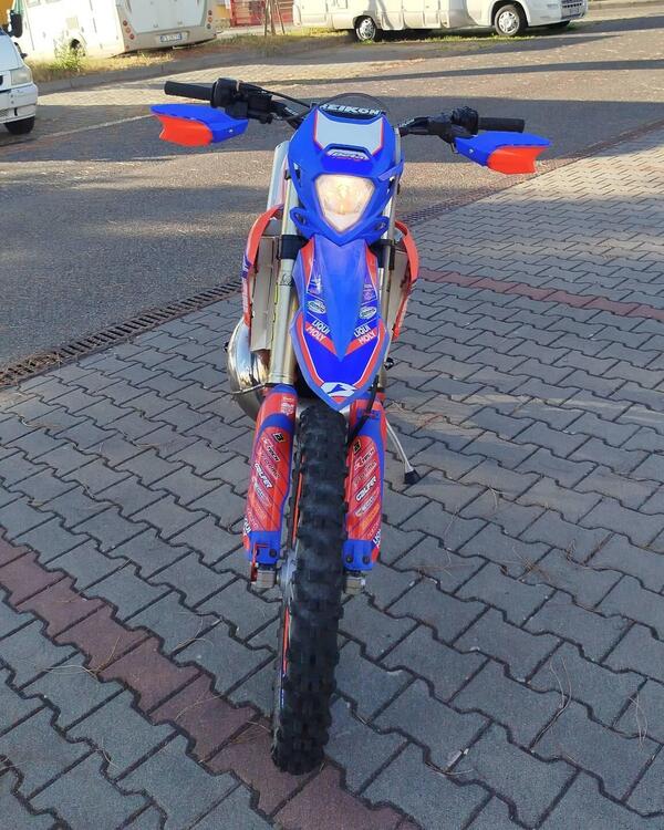 Betamotor RR 300 2T Enduro Racing (2024) (4)