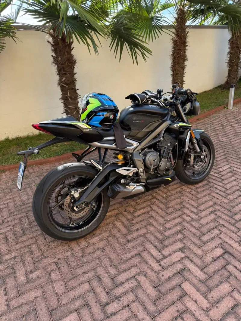 Triumph Street Triple RS (2020 - 22)