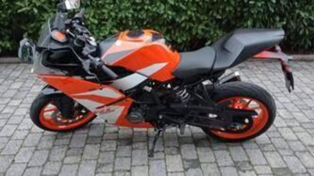 KTM RC 125 ABS (2017 - 20) (2)