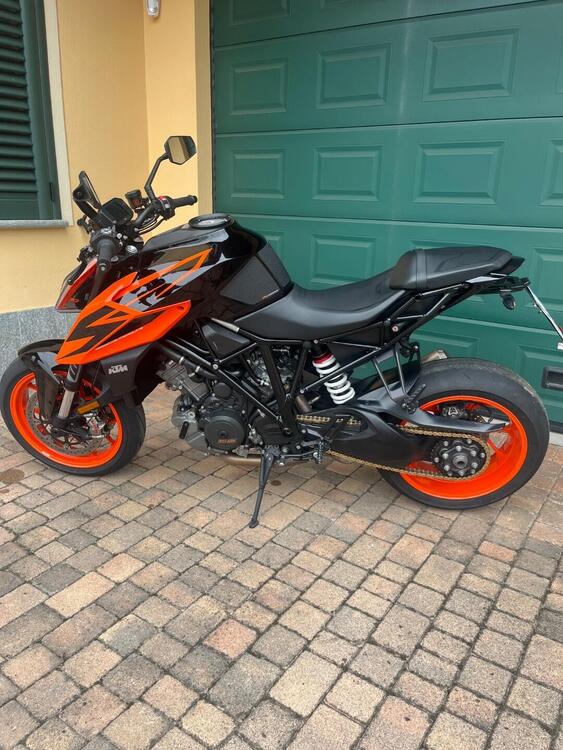 KTM 1290 Super Duke R ABS (2017 - 18) (2)