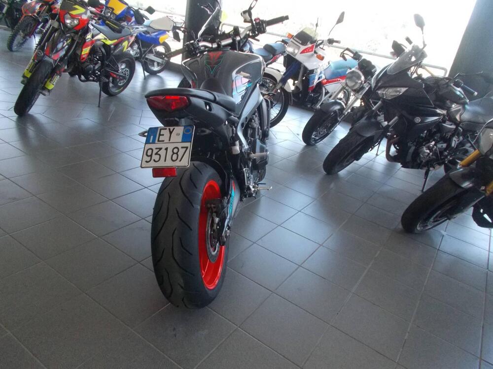 Yamaha MT-09 (2021 - 23) (3)