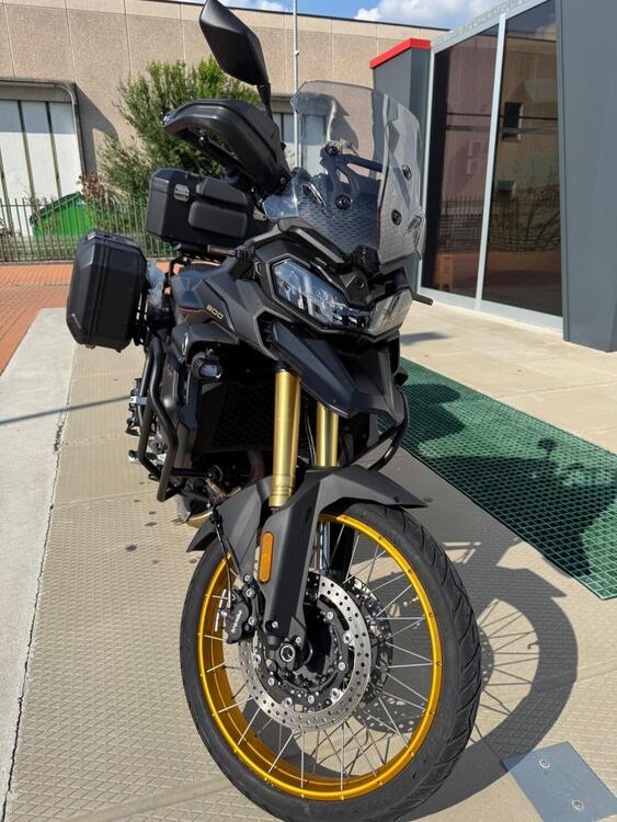 Voge Valico 900DSX (2024 - 25) (3)