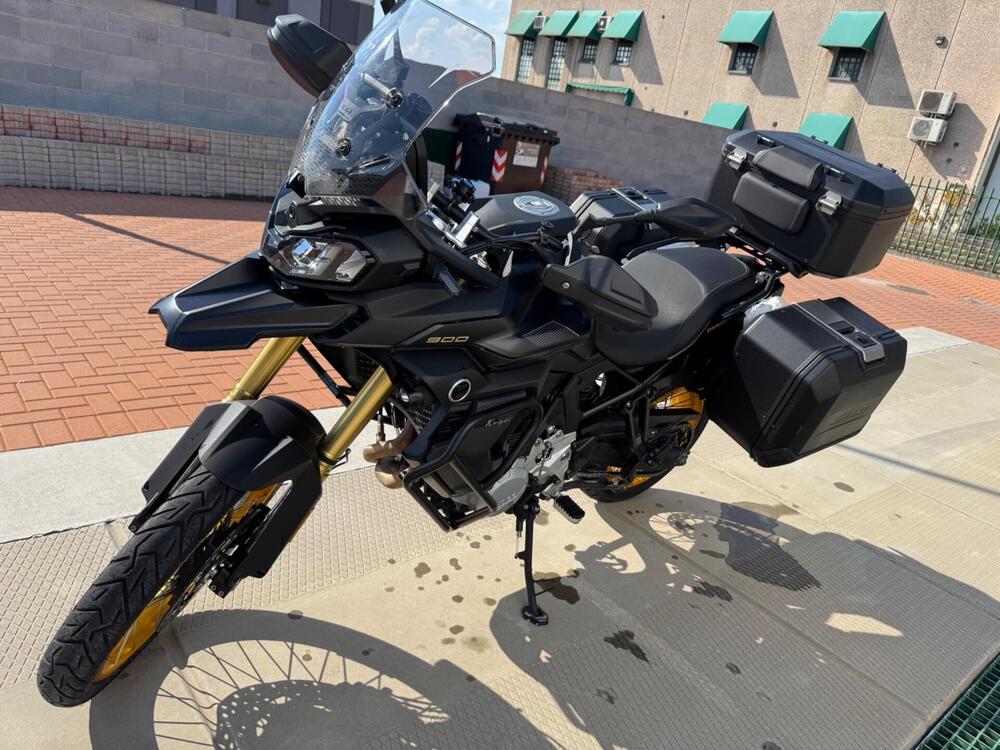 Voge Valico 900DSX (2024 - 25) (4)