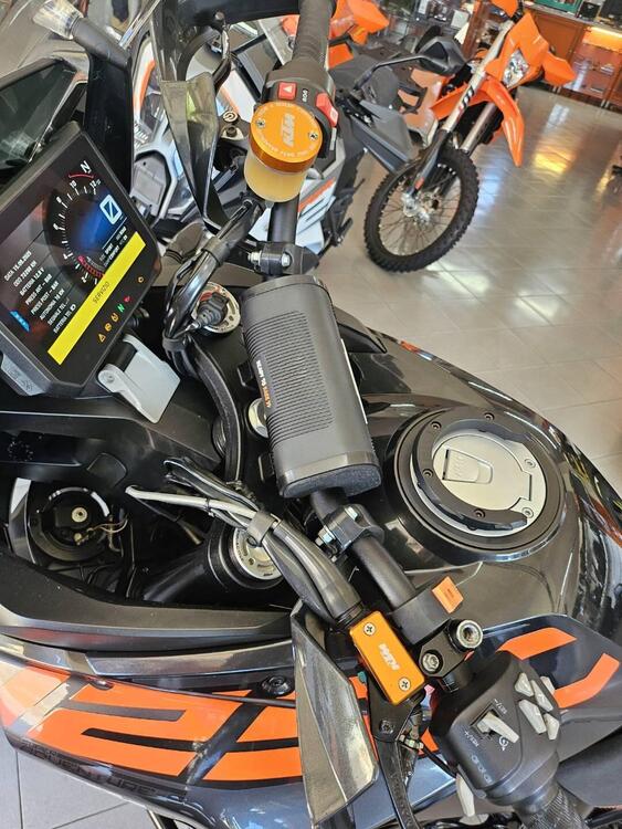 KTM 1290 Super Adventure S (2017 - 20) (3)