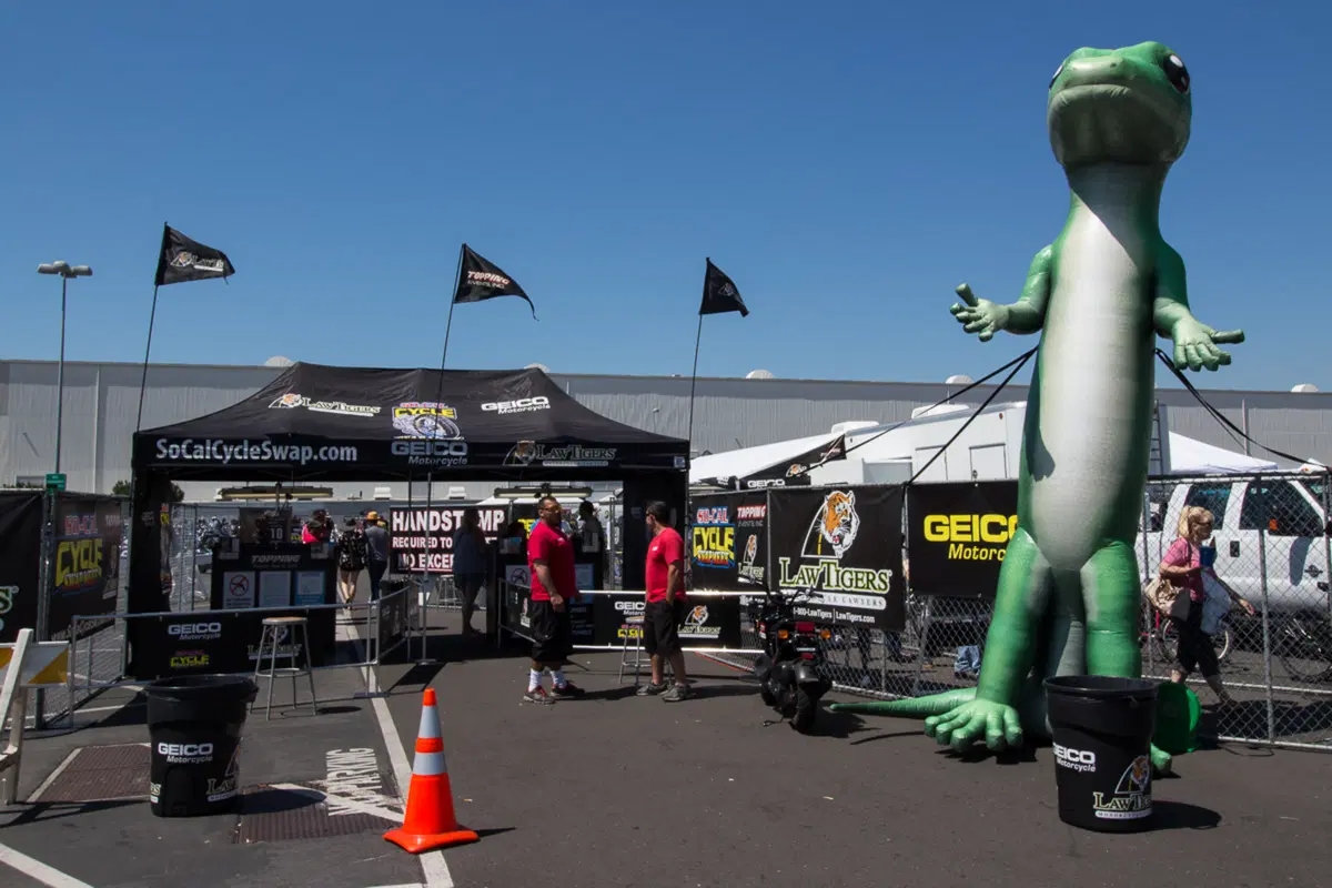 So-Cal Cycle Swap Meet, il mercatino delle pulci per motociclisti (5)