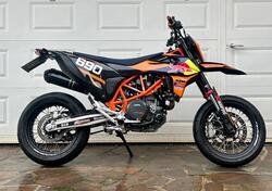 KTM 690 SMC R (2023 - 25) usata