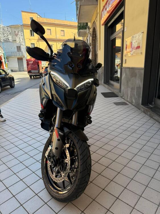 Ducati Multistrada V4 S Grand Tour (2024) (4)
