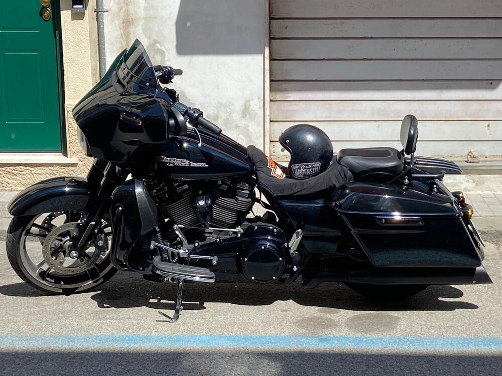 Harley-Davidson 107 Street Glide Special (2017 - 19) - FLHXS (3)