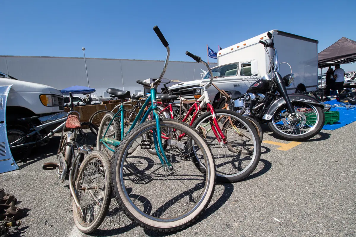 So-Cal Cycle Swap Meet, il mercatino delle pulci per motociclisti (10)
